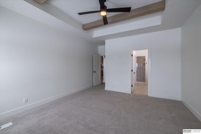 19017 Acorn Drive, Gretna, NE 68028