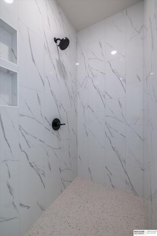 19017 Acorn Drive, Gretna, NE 68028