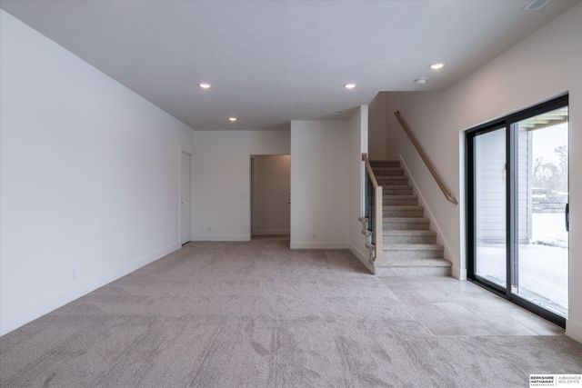 19017 Acorn Drive, Gretna, NE 68028