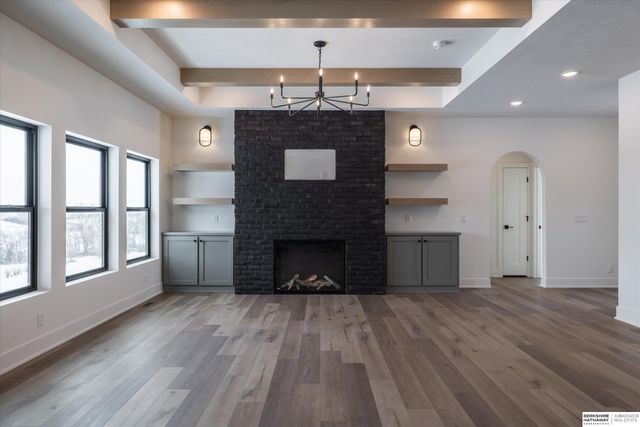 19017 Acorn Drive, Gretna, NE 68028