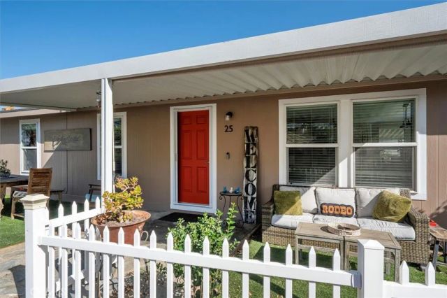30000 Hasley Canyon Rd 25, Castaic, CA 91384