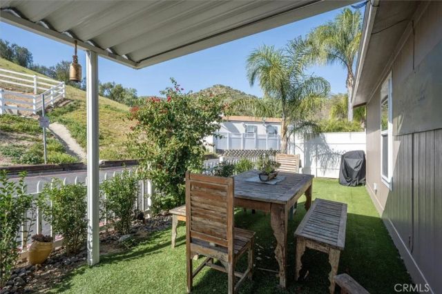 30000 Hasley Canyon Rd 25, Castaic, CA 91384