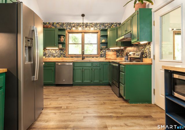 433 Kent Cornwall Road 22, Kent, CT 06757