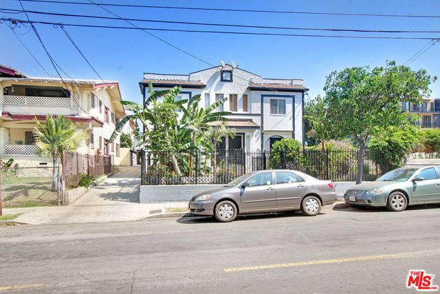 2629 San Marino Street, Los Angeles, CA 90006