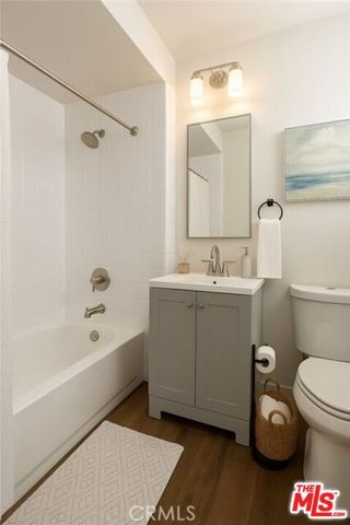 2629 San Marino Street, Los Angeles, CA 90006