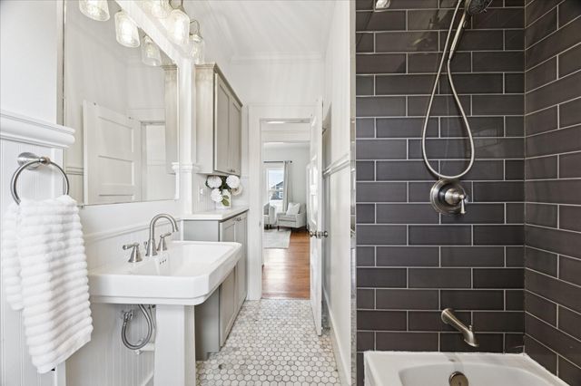 623 Pecore Street, Houston, TX 77009