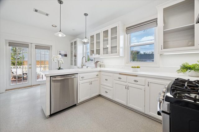 623 Pecore Street, Houston, TX 77009