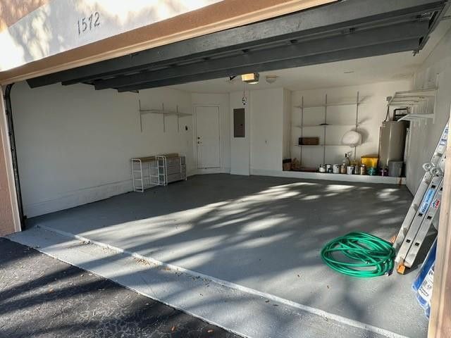 1572 Banyan Way, Weston, FL 33327