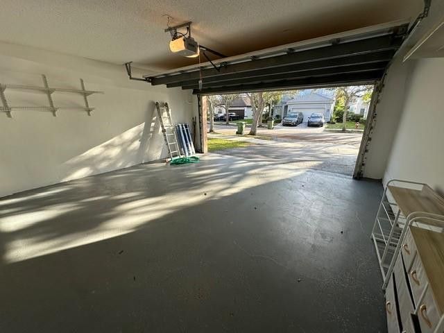 1572 Banyan Way, Weston, FL 33327