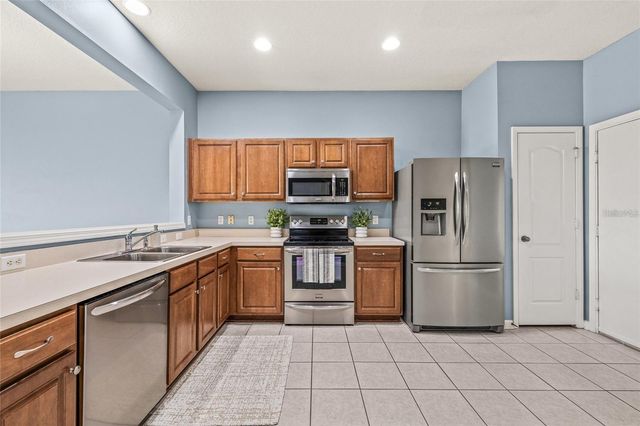 4879 POND RIDGE DRIVE, Riverview, FL 33578