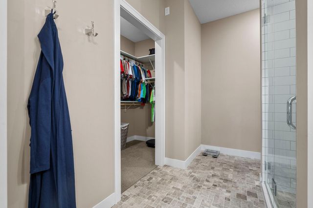 5190 Sundial Lane, Woodbury, MN 55129