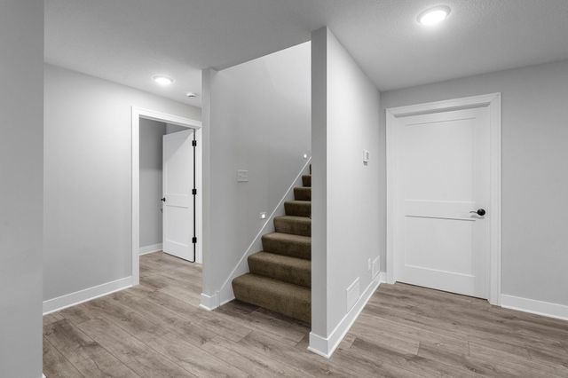 5190 Sundial Lane, Woodbury, MN 55129