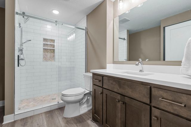 5190 Sundial Lane, Woodbury, MN 55129