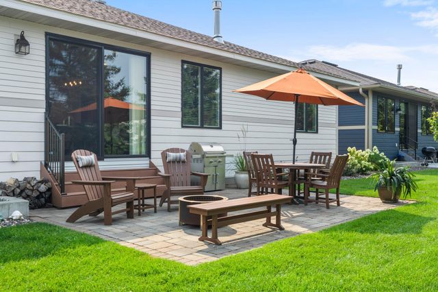 5190 Sundial Lane, Woodbury, MN 55129