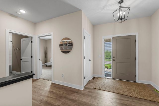 5190 Sundial Lane, Woodbury, MN 55129
