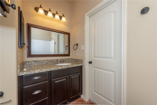 110 Tang Cake Drive, College Station, TX 77845