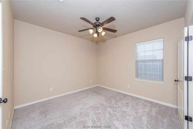 110 Tang Cake Drive, College Station, TX 77845