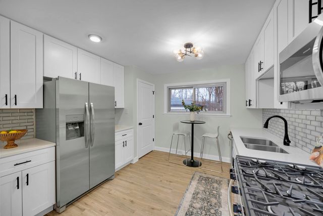 936 E 52nd Avenue, Gary, IN 46410