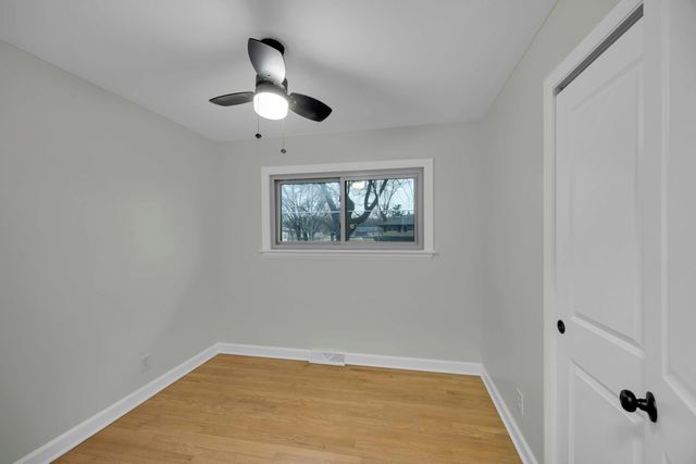 936 E 52nd Avenue, Gary, IN 46410