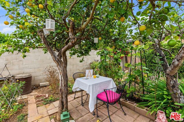 12018 Clover Avenue, Los Angeles, CA 90066
