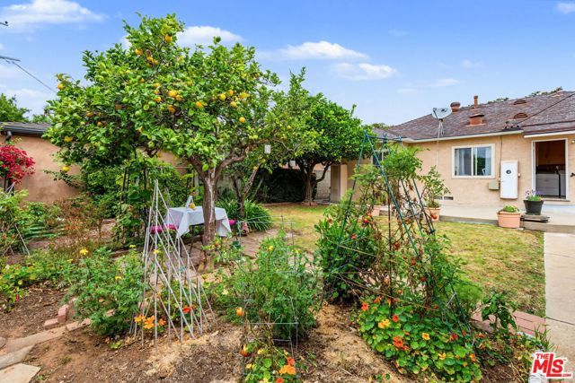 12018 Clover Avenue, Los Angeles, CA 90066