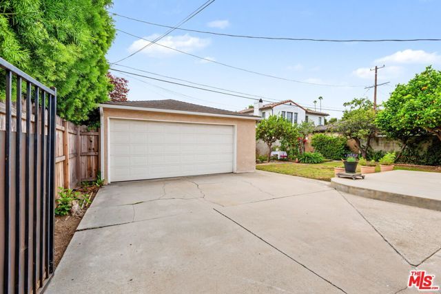 12018 Clover Avenue, Los Angeles, CA 90066