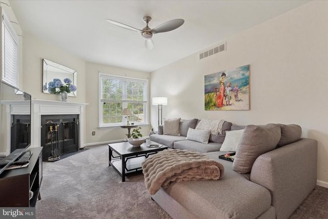 405 COUNTRY CLUB DR, Lansdale, PA 19446