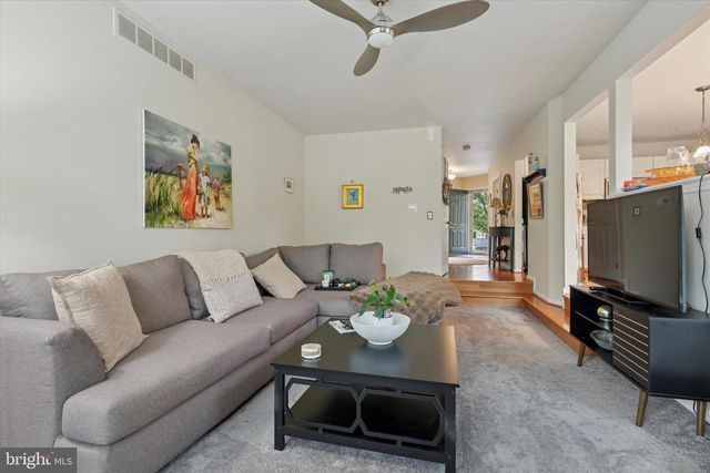 405 COUNTRY CLUB DR, Lansdale, PA 19446