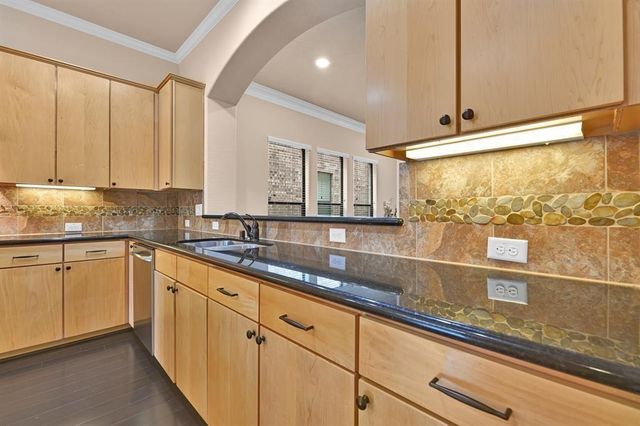 2725 Kings Retreat Circle, Houston, TX 77345