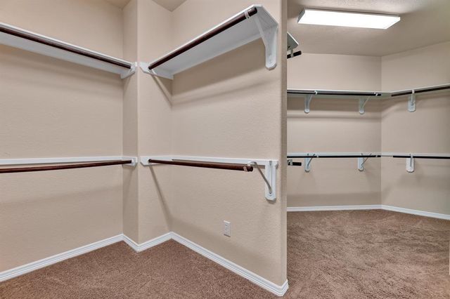 2725 Kings Retreat Circle, Houston, TX 77345