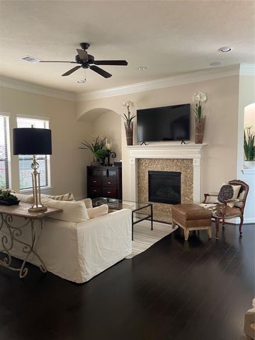 2725 Kings Retreat Circle, Houston, TX 77345