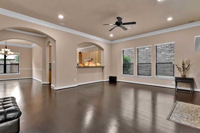2725 Kings Retreat Circle, Houston, TX 77345