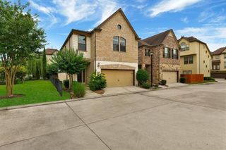 2725 Kings Retreat Circle, Houston, TX 77345