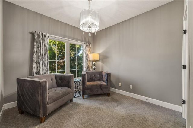 1104 Lakecrest Circle, Raymore, MO 64083