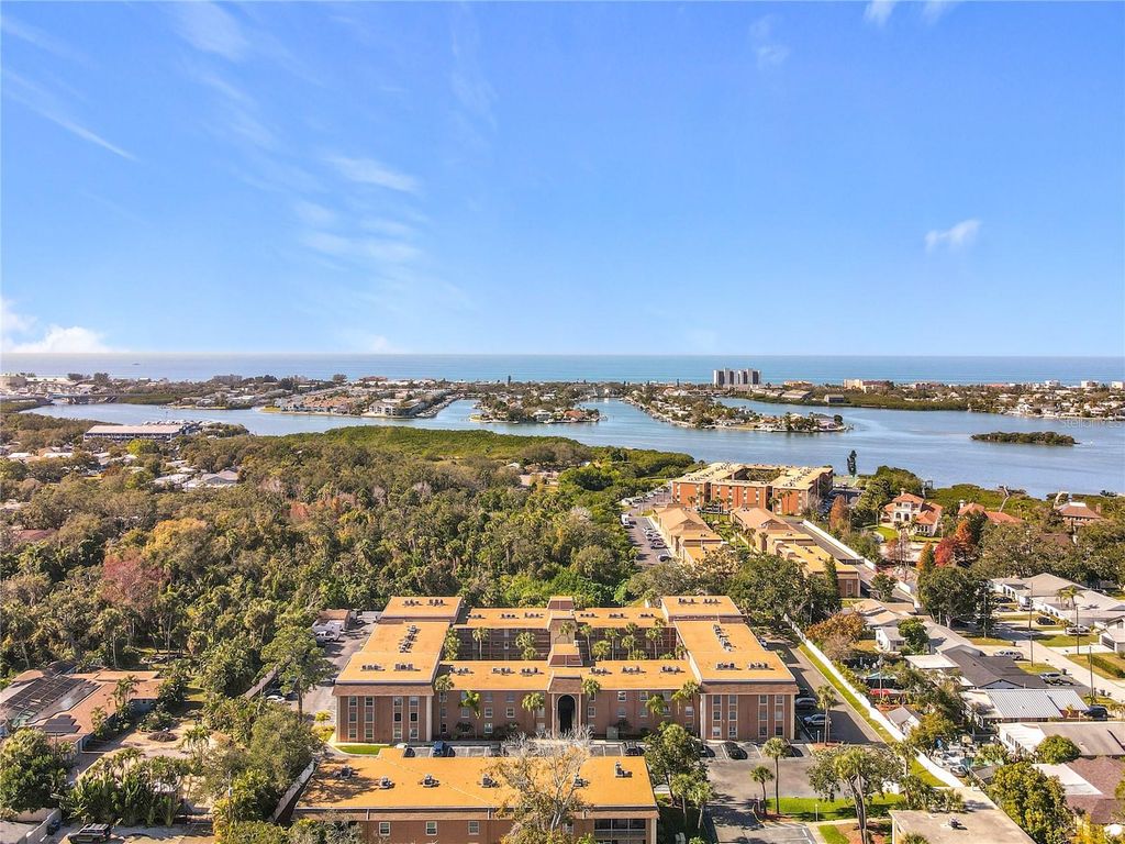 12760 INDIAN ROCKS ROAD 583, Largo, FL 33774