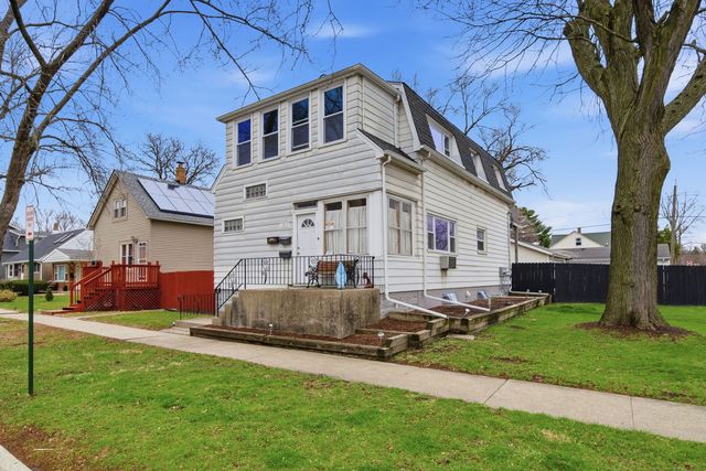 12815 Clinton Street, Blue Island, IL 60406