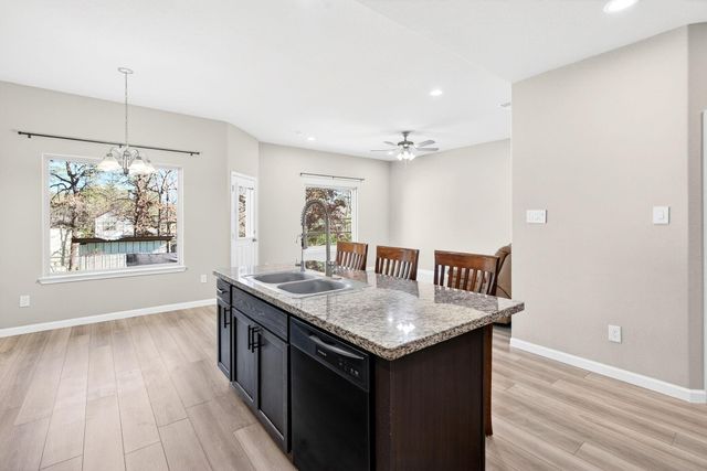 15678 Holly Drive, Montgomery, TX 77356