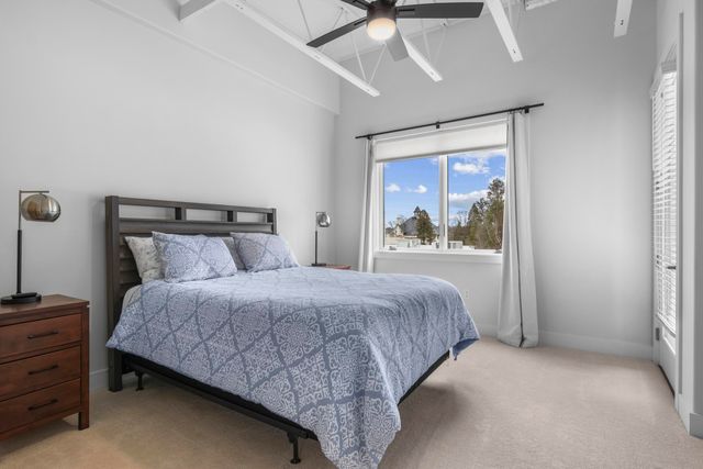 1388 Gray Drive 8, Traverse City, MI 49684