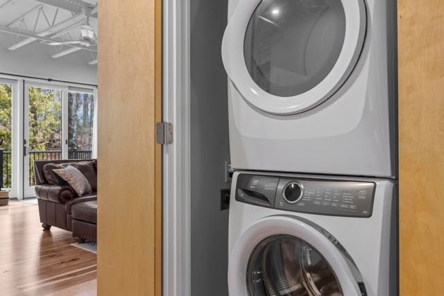 1388 Gray Drive 8, Traverse City, MI 49684