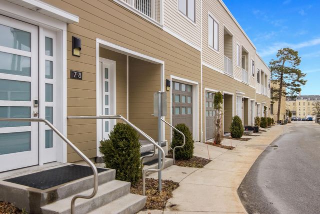 1388 Gray Drive 8, Traverse City, MI 49684