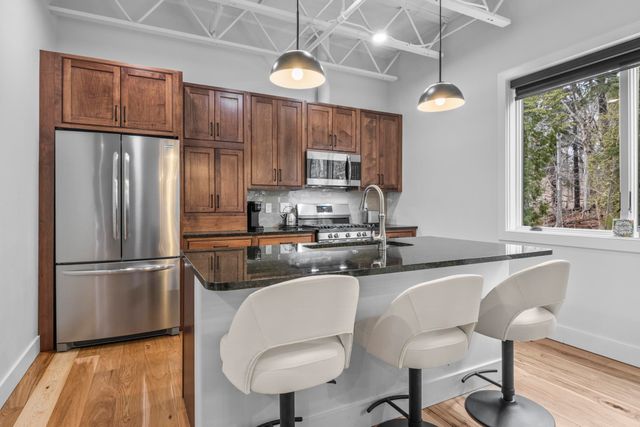 1388 Gray Drive 8, Traverse City, MI 49684