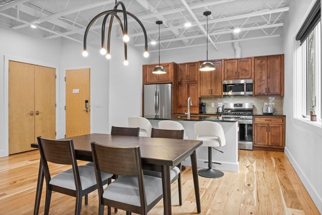 1388 Gray Drive 8, Traverse City, MI 49684