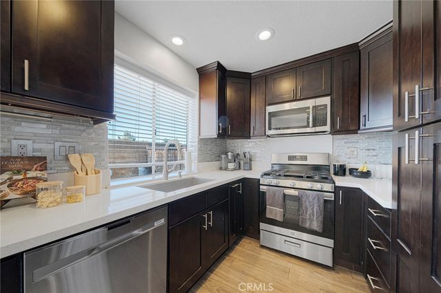 1582 Corte Santana, Upland, CA 91786
