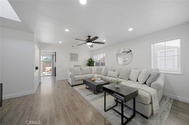 1582 Corte Santana, Upland, CA 91786