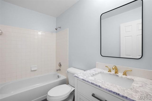 1171 Spencer Hill Drive, St Peters, MO 63376