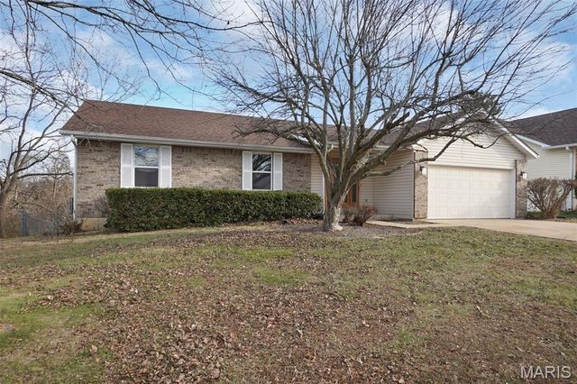 1171 Spencer Hill Drive, St Peters, MO 63376