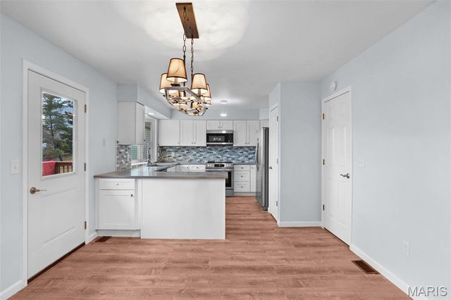 1171 Spencer Hill Drive, St Peters, MO 63376