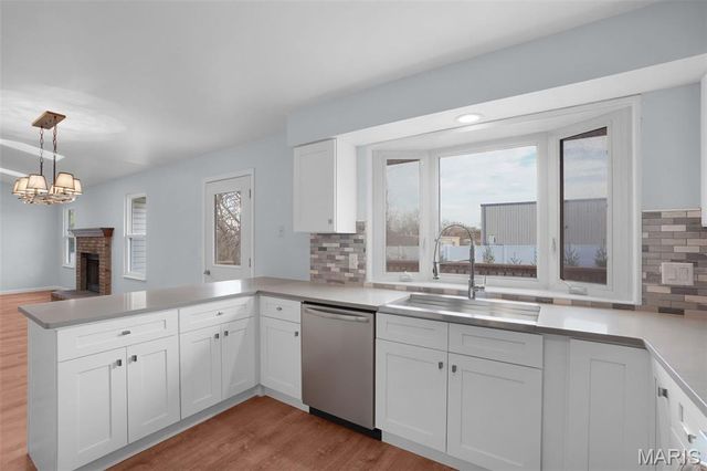 1171 Spencer Hill Drive, St Peters, MO 63376