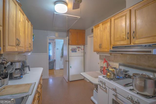 202 S Sage Street, Toccoa, GA 30577