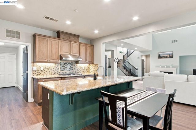 1172 Pimento Dr, Brentwood, CA 94513